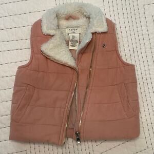 Aspen Kids Pink and White Faux Shearling Cordoruy Vest size 2T